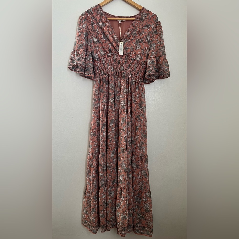 CLOSING SALE! 
Max Studio | Pink Floral Maxi Dress